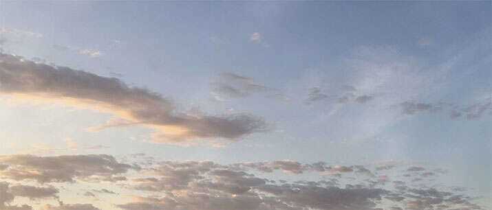 css3淡淡的雾气飞过动画特效 - 小辰精品|源码站™